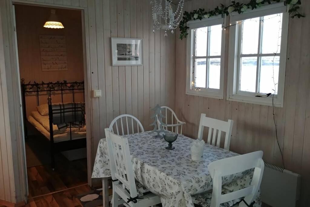 Cosy Cottage-Alfabakki-With Hot Tub Stori-Bakki ภายนอก รูปภาพ